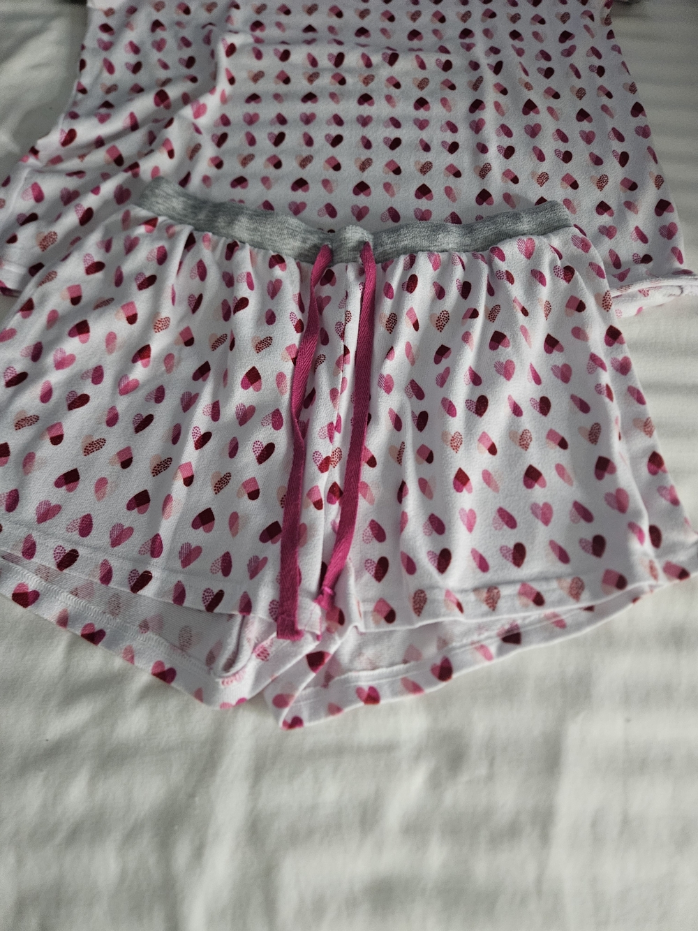 Heart-Print Short Pajama Set - Picture 2 of 5